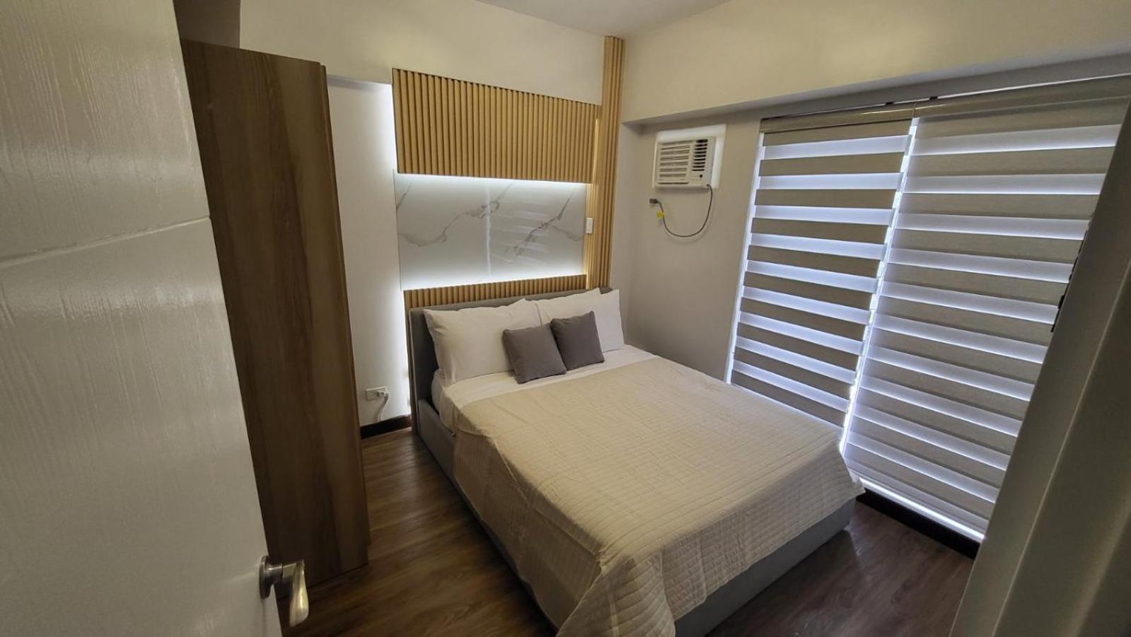 The Atherton- Spacious Modern Condo Unit In Paranaque Near The Airport, Makati, Bgc And Highways Paranaque City Exterior foto